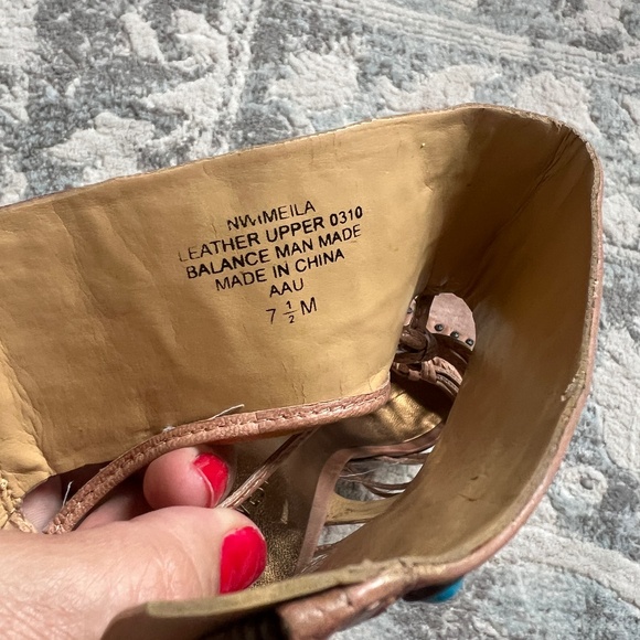 Nine West Tan Leather multicolor studded Ankle Strap zipper Sandals Platform 7.5 - Picture 7 of 8